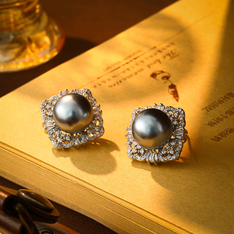 Pearl Lore · Grey Cultured Pearl Stud Earrings